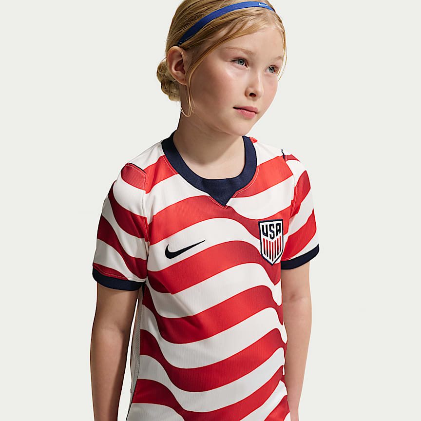 Nike x LEGO® Collection Big Kids' Aero-FIT Soccer Jersey. Nike.com